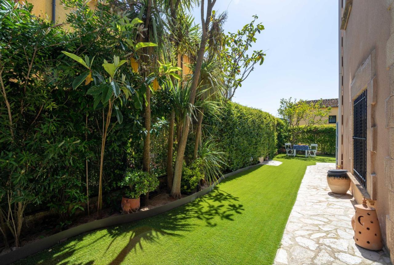 Bonita Casa Adosada Con Jardin Privado Y Piscina Comunitaria Calella De Palafrugell Exterior photo